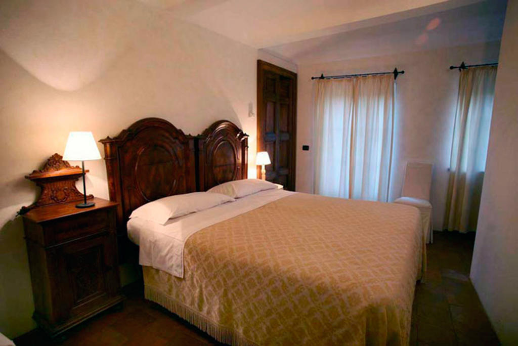 Dindina Alloggio per agriturismo Neviglie